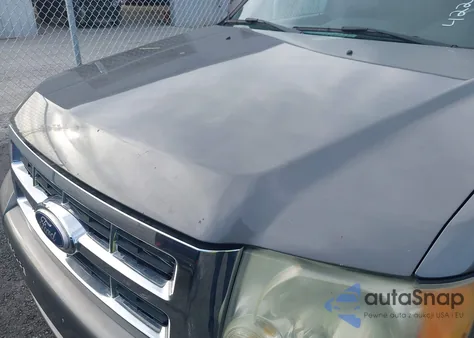 2011 Ford Escape Xlt from USA, damaged, VIN 1FMCU9DG5BKA13813